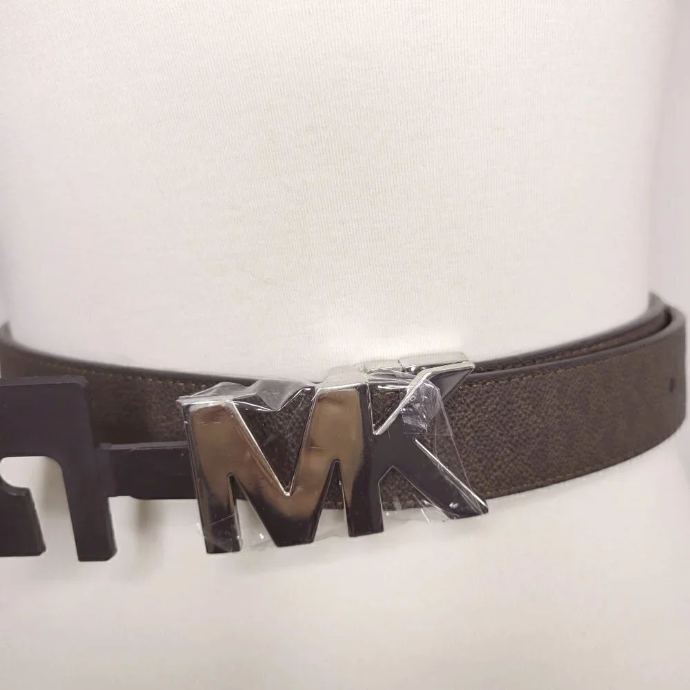 Michael Kors Signature Belt, Reversible Logo Brown/Plain Brown Size 34 or M